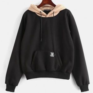 BRAND NEW! Black classic sweatshirt